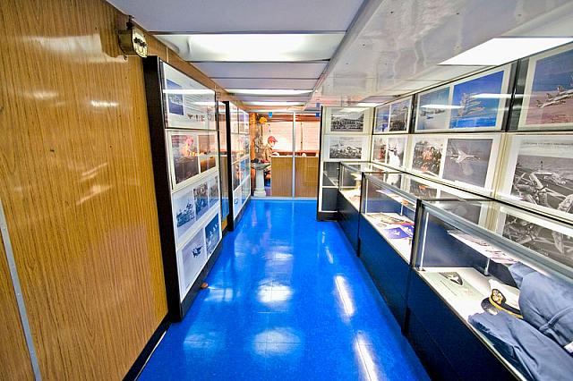 080---F-8-Crusader-Ready-Room-[5-19-09] - Clint Griffin photo