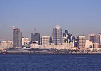 Daytime_With_Excellent_Skyline